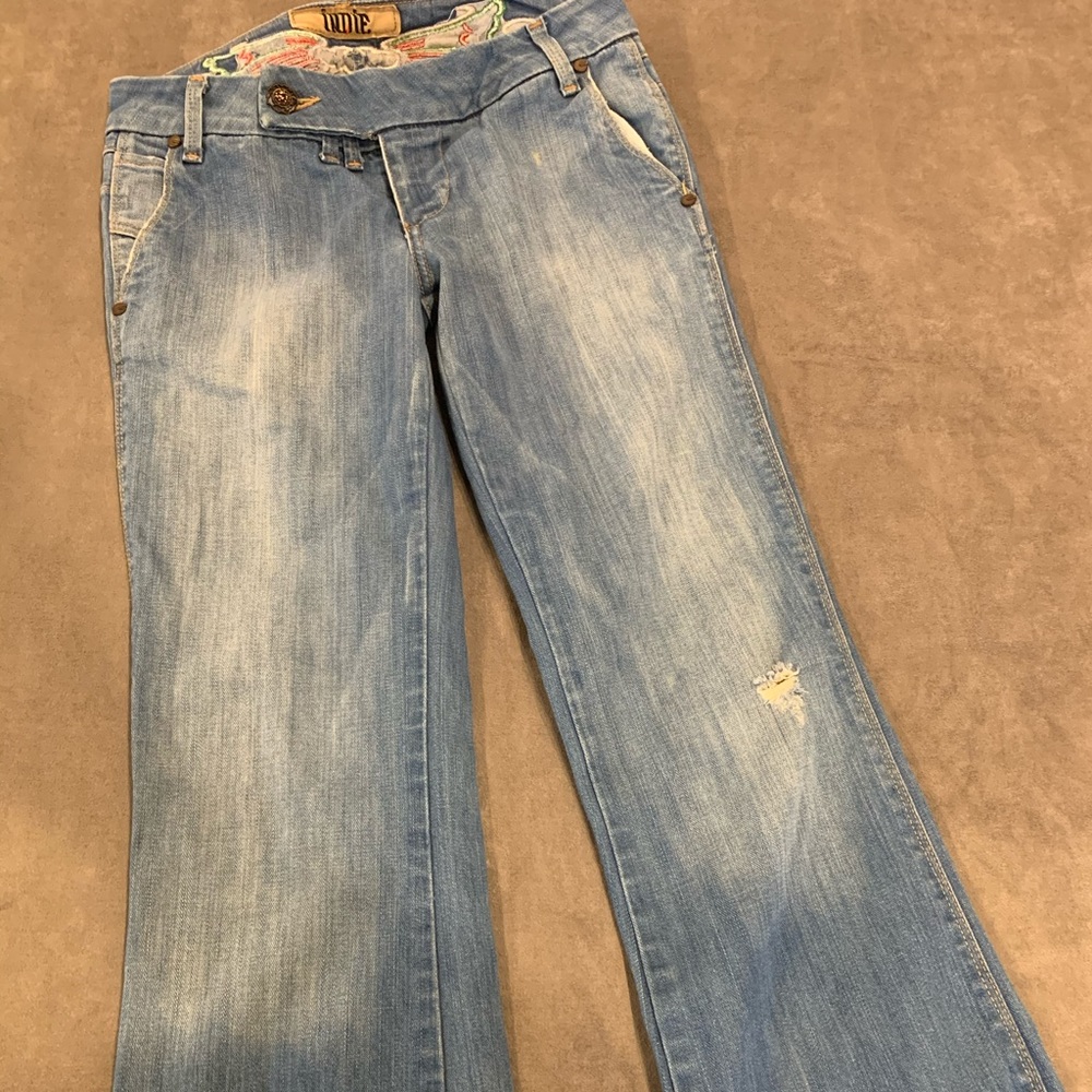 Indie light wash flare jeans